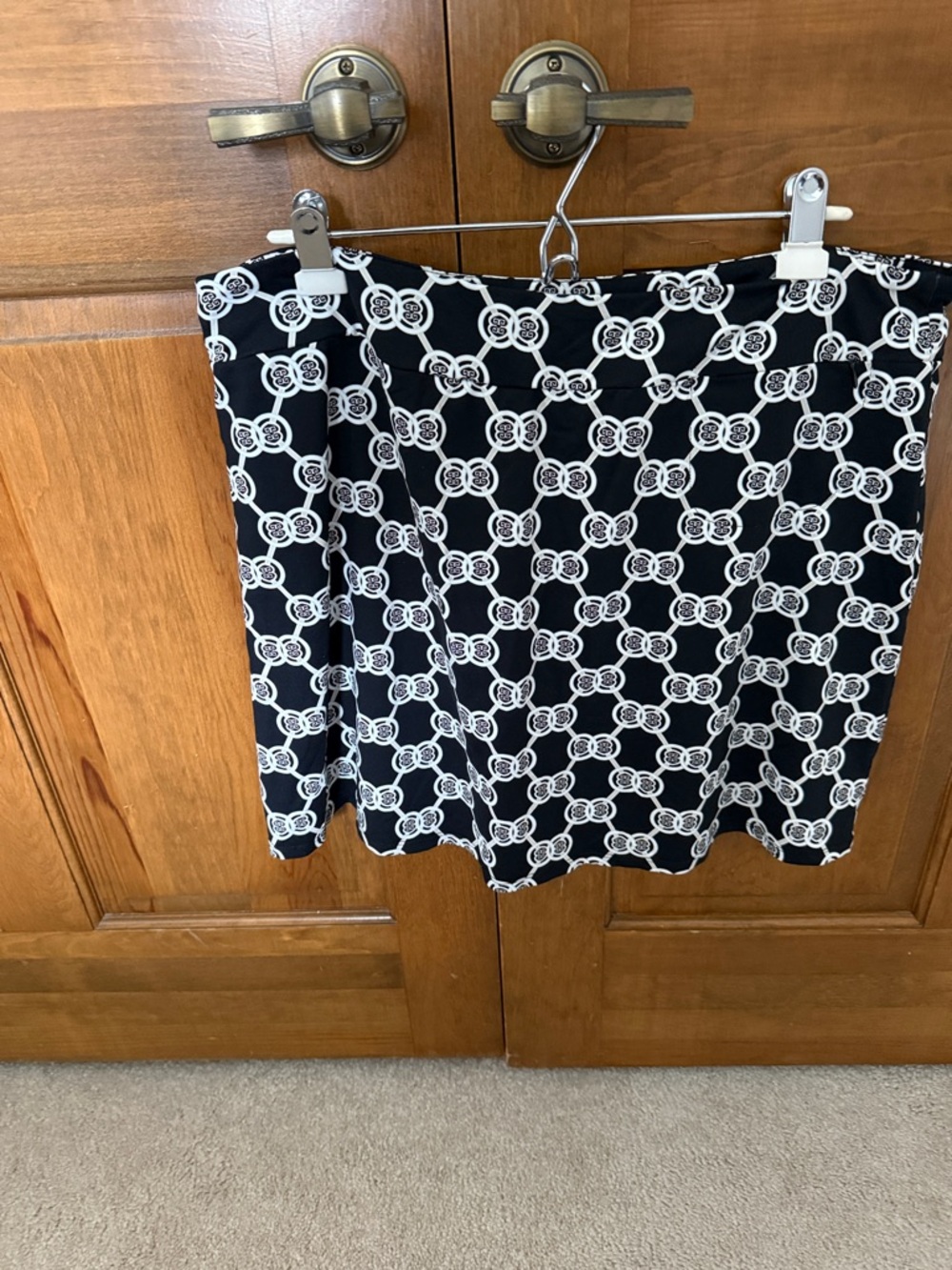 Lulu-B Black and White Chain-Print Mini Skirt